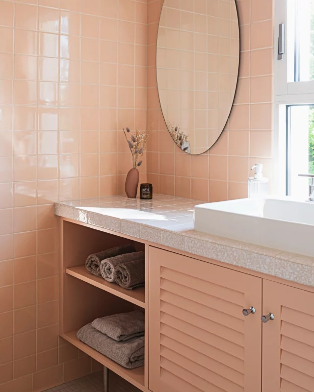 Bring pink perfection to your bathroom! An expert designer knows how to seamlessly blend functionality with the soft, welcoming tones of pink decor.
https://bitly.cx/2Oxm

Dealer: Cabico
Designer: Cindy Raymond
Materials: Custom doors and colors
Photographer: Marc-Antoine Hallé (Studio Arago)
.
.
.
.
..
.
.
.
#cabico #cabicocabinetry #customcabinetry #customcabinets #interiordesign #pinkdecor #pinkbathroom #vintagebathroom #bathroomideas #midcentury #midcenturybathroom