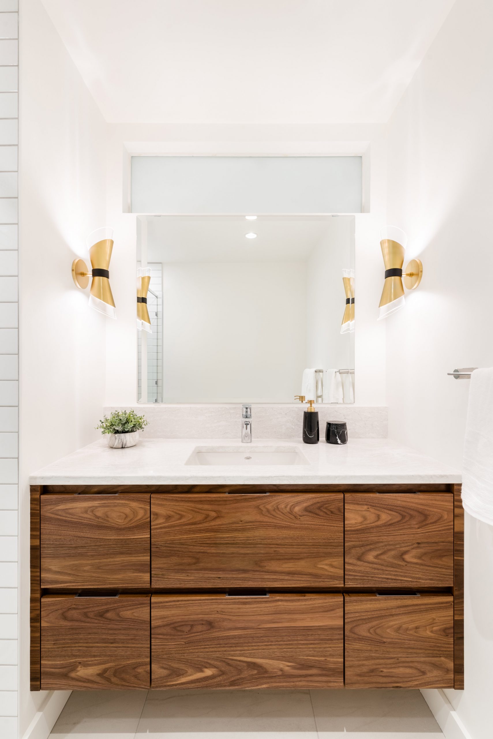 Elmwood Wood Cabinets Kitchen - Brentwood Bay bathroom project 1 - vertical overview