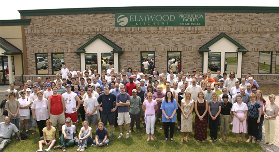 Elmwood team group picture