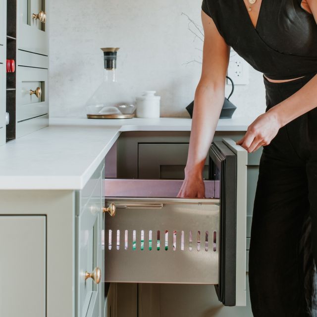 Opening up a world of possibilities with fully custom high-end cabinetry.

Swipe to see how these refrigerator drawers blend right in.

Design by our partner @sabrinasmelko in collaboration with @thomasandbirchboutique.
Photography by @darbymagill.

Featuring Elmwood cabinetry:
Square Inset cabinetry
Custom colour match to Vineland by Benjamin Moore, Harmon door style
Solid wood dovetailed drawer boxes and natural Knotty Pine accents
#Elmwood #ElmwoodCabinets #ElmwoodCabinetry #WineStorage #CustomCabinets #CustomCabinetry #LuxuryDesign #InteriorDesign #KitchenDesign #BathDesign #CustomDesign #KitchenCabinetry